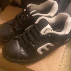 Old school Etnies skateboard sneakers size 10